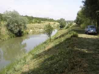Photo de l'Hers à Balma Lasbordes, avant travaux de renaturation en 2004